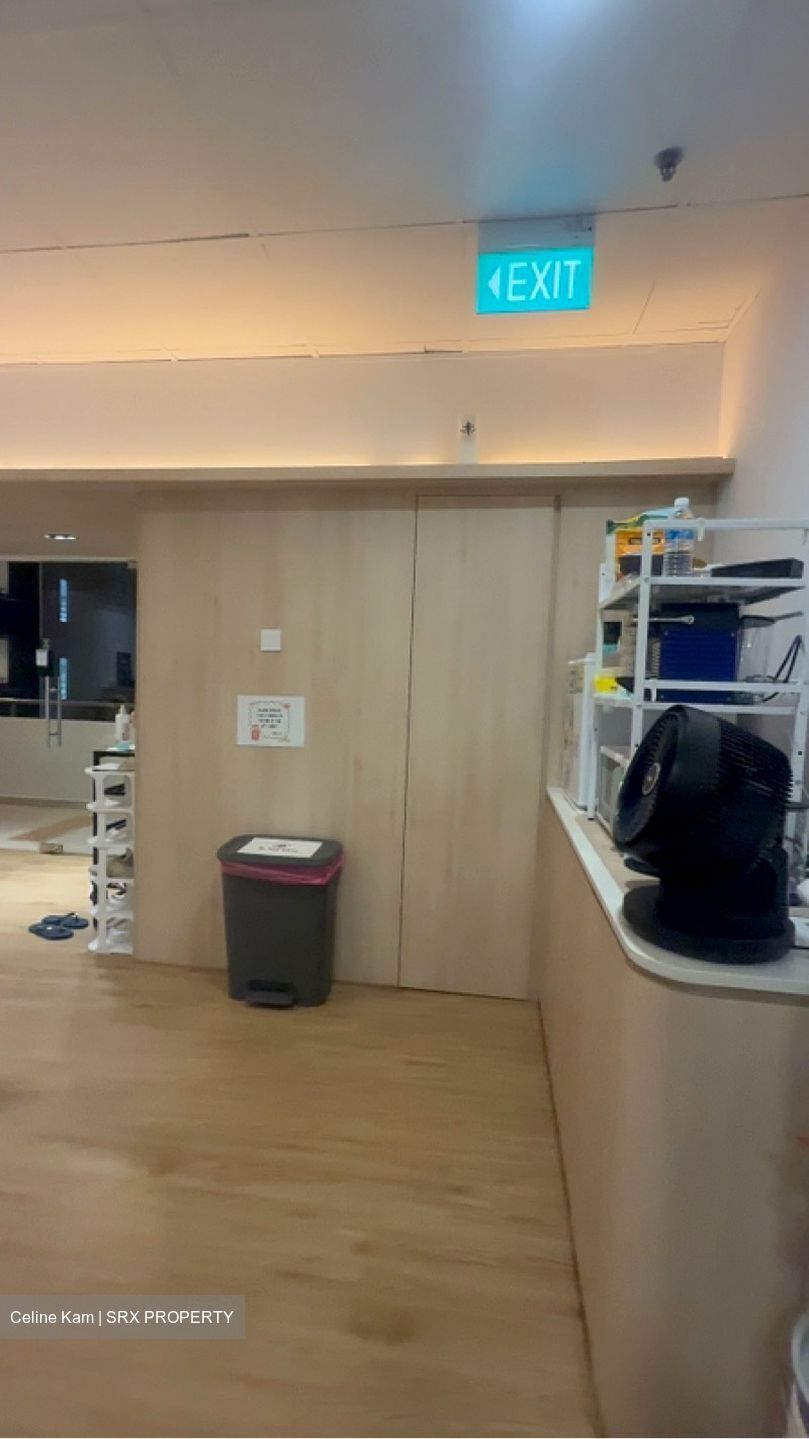 Parkway Centre (D15), Retail #612737631